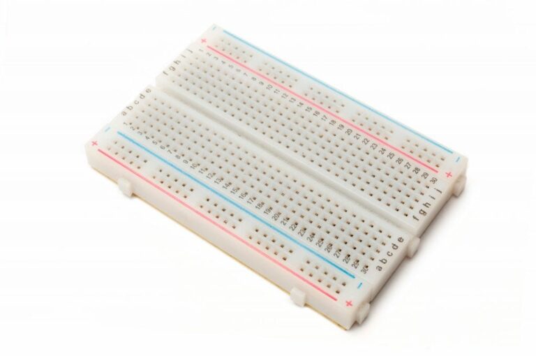 How to Use a Breadboard Thimble.io Online STEM Classes